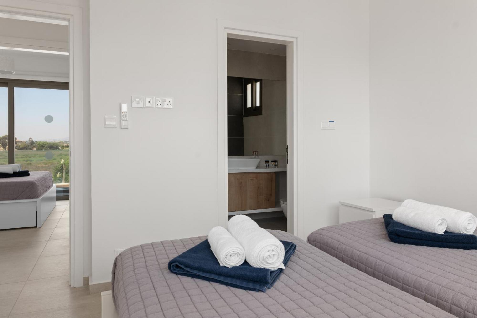 Serenity Waves Villa 17 Lárnaka Eksteriør bilde